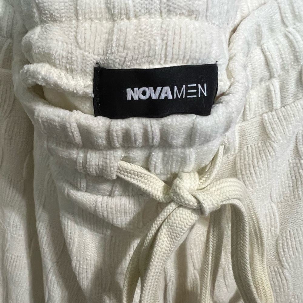 Fashion Nova White Women Shorts - Picture 3 of 5